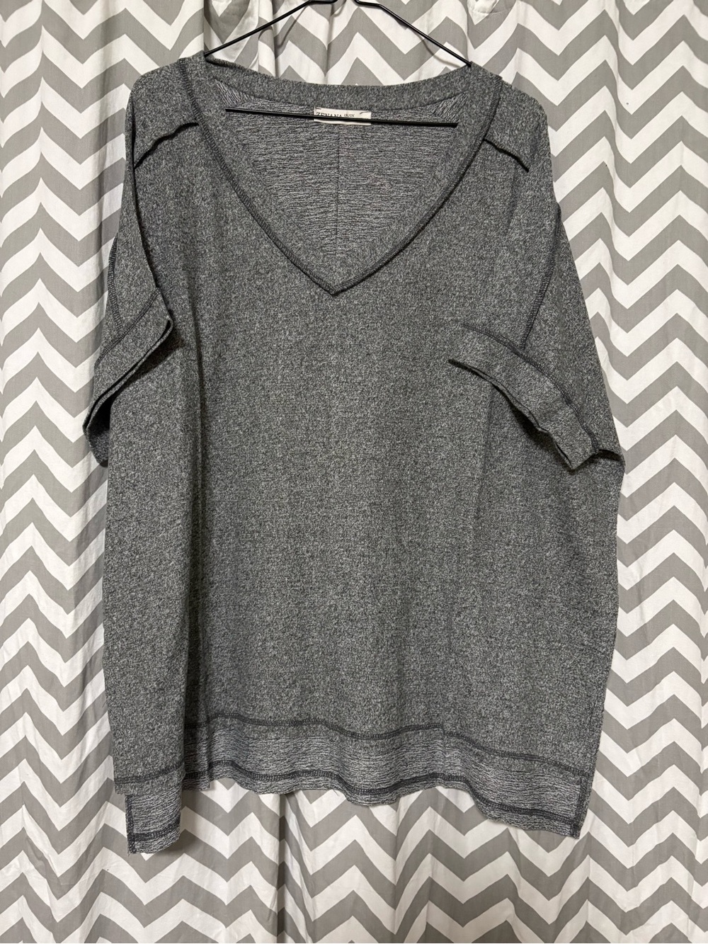 Zenana Outfitters Heather Gray Knit Top